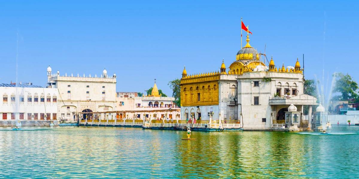 Kashmir Tour with Amritsar