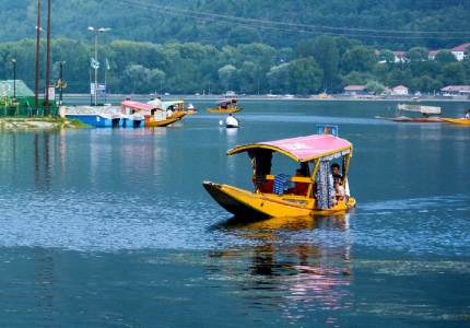 Kashmir Tour with Amritsar