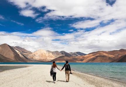 Amritsar to Leh Taxi